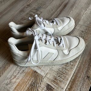 Veja Women’s Cream and White V-10 Sneakers